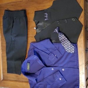 Rafael boys suit (baby)